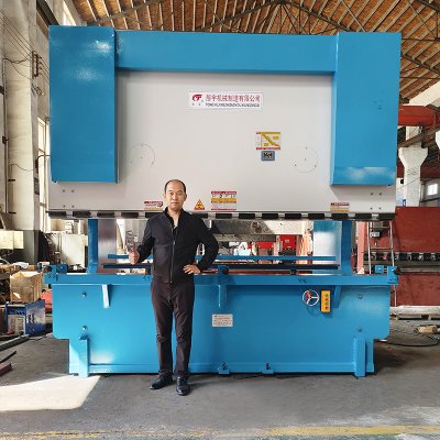 400T * 3200 bending machine