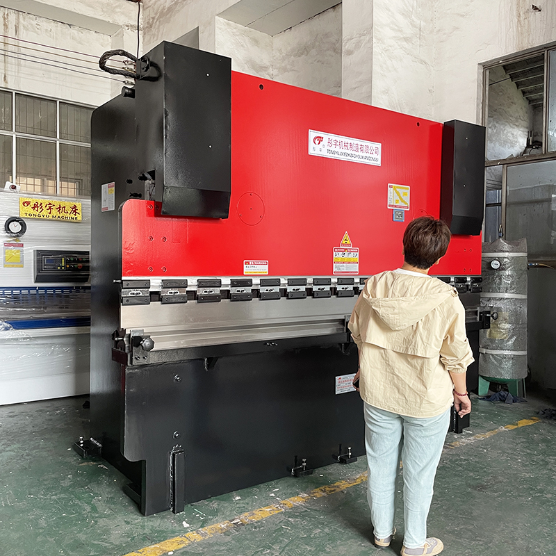 200T * 3200 bending machine