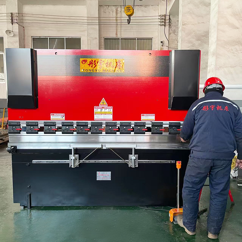 63T * 2500 CNC bending machine